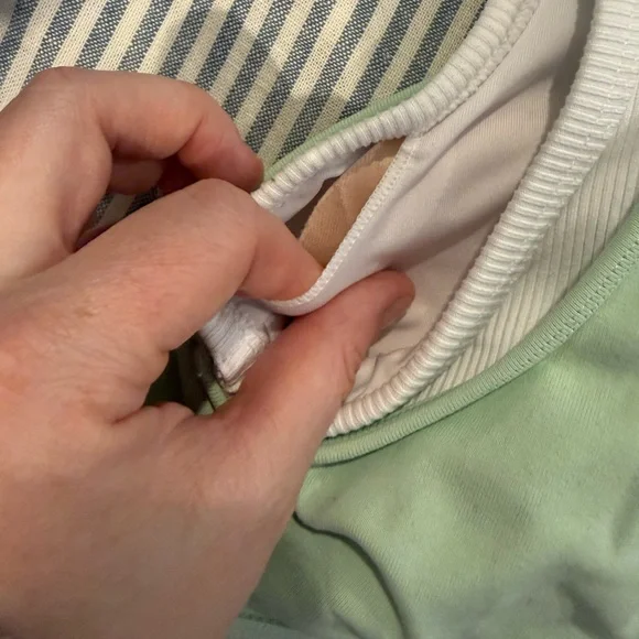 Alo Airbrush Better Together Bra - Picture 4 of 6